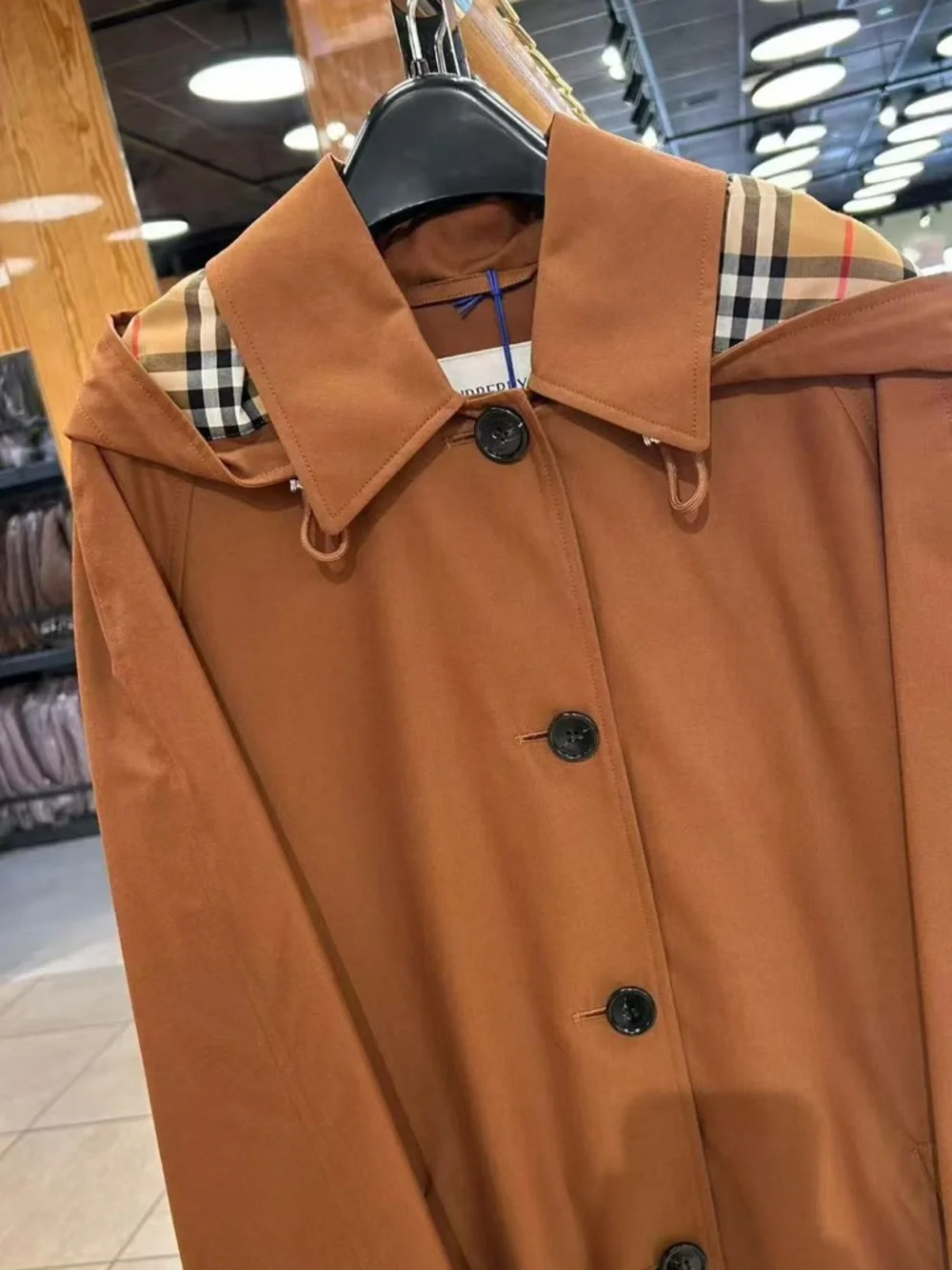 Sale ends 5/1 Burberry Women’s Hooded Single-Breasted Coat with hood New US4 - Picture 4 of 13